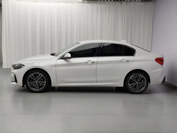 BMW 1 Series 2021 Model Facelift 120i M Sports Edition – фото 4
