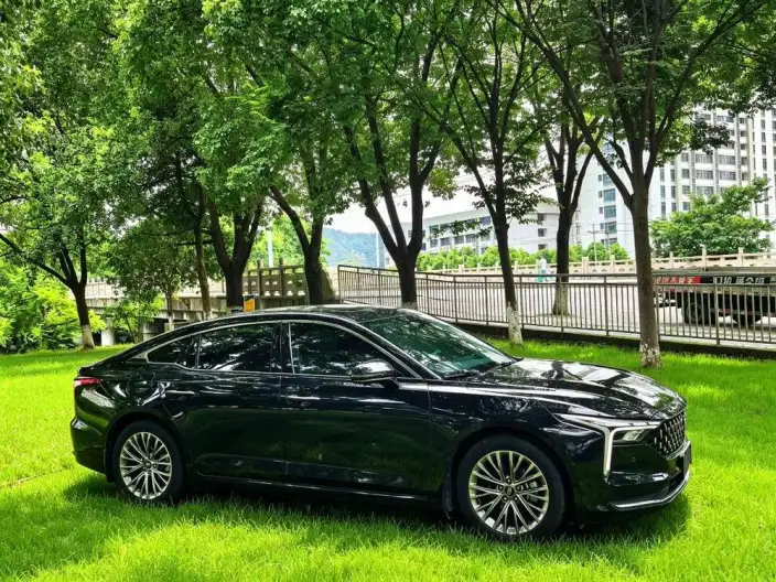 BESTUNE B70 2023 Model Third generation 1.5T Automatic Changxiang Edition Model – фото 6
