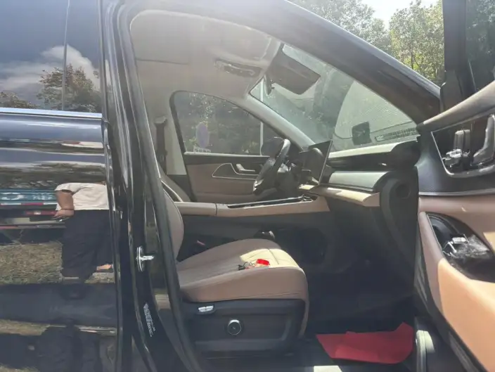 Chery Tiggo 8L 2024 Model 2.0T Automatic Premium Edition – фото 7