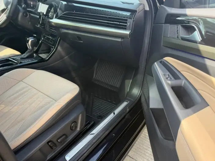 Volkswagen Passat 2022 Model 330TSI Deluxe Edition – фото 8