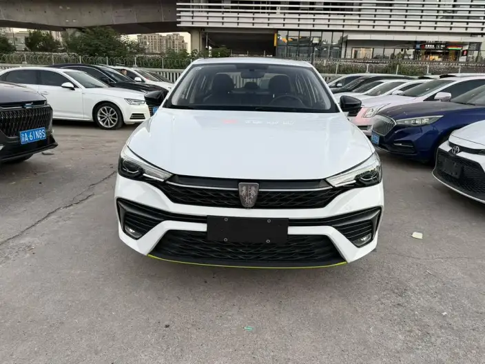 Roewe i5 2021 Model Facelift 1.5L CVT Diamond Edition