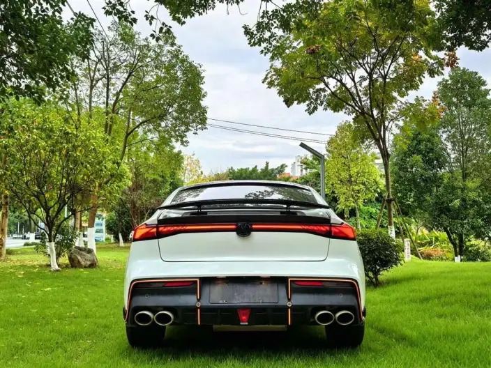 Changan UNI-V 2023 Model 1.5T Sports Edition – фото 5