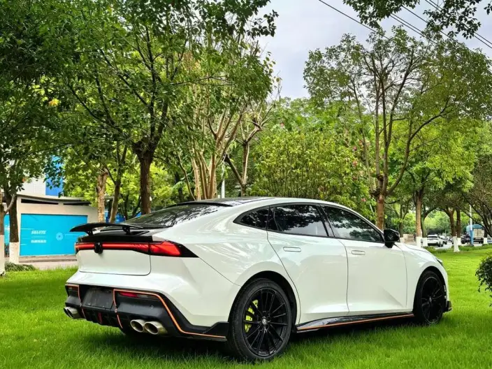 Changan UNI-V 2023 Model 1.5T Sports Edition – фото 6
