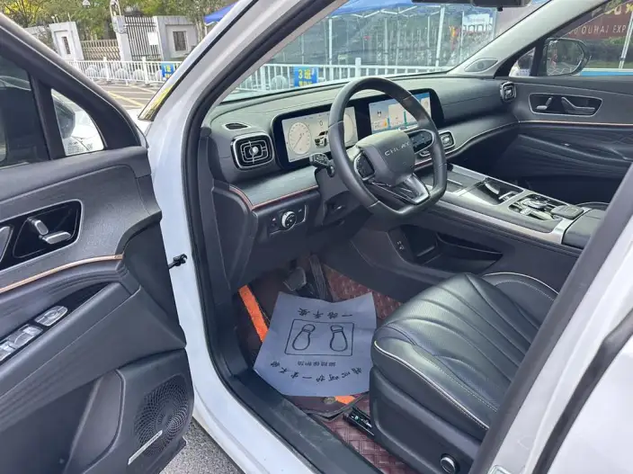 Chery Tiggo 9 2023 Model 2.0T DCT 2WD Deluxe Edition 5 seat – фото 9