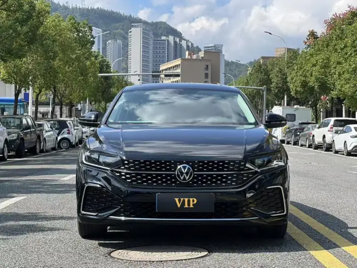 Volkswagen Passat 2022 Model 330TSI Starry sky Elite Edition – фото 2