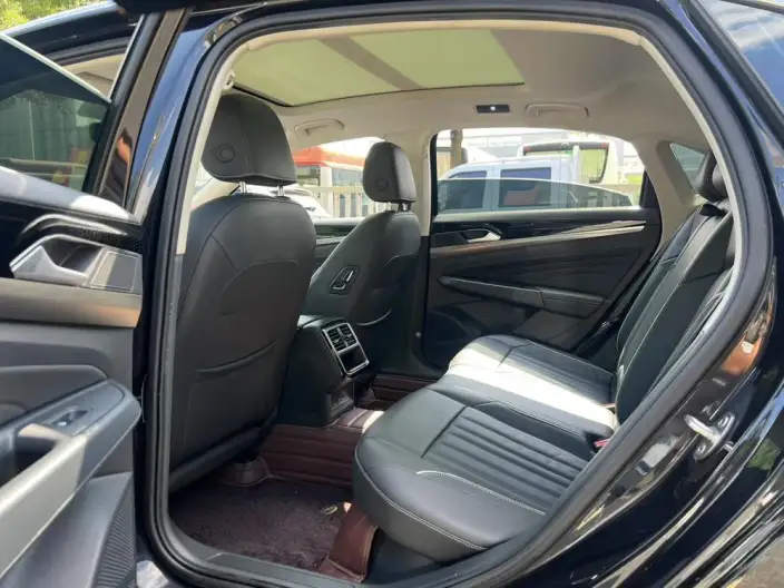Volkswagen Passat 2022 Model 330TSI Starry sky Elite Edition – фото 9