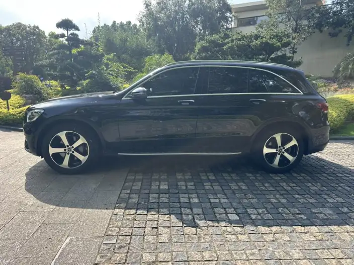 Mercedes-Benz GLC 2022 Model GLC 260 L 4MATIC Dynamic Model – фото 4
