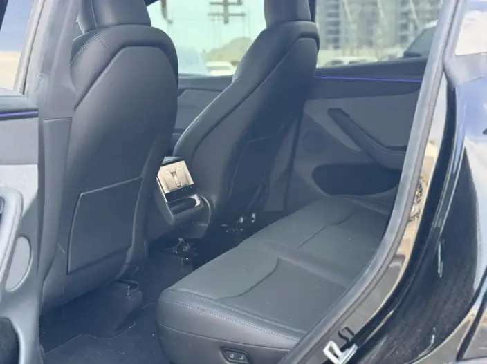 Model Y 2025 Model Rear-wheel drive version – фото 9