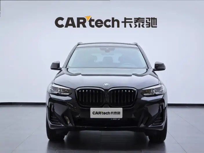 BMW X3 2023 Model xDrive30i Leading Model M Night Set