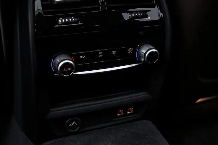 BMW 5 Series 2022 Model Facelift II 530Li Exclusive Model Luxury Set – фото 6