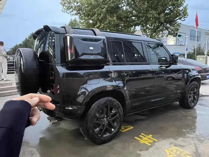 Land Rover Defender 2023 Model Facelift 110 P400 X-Dynamic HSE – фото 5
