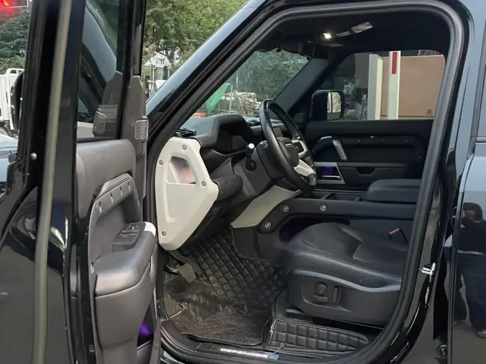 Land Rover Defender 2023 Model Facelift 110 P400 X-Dynamic HSE – фото 8