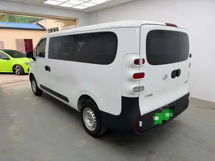 Maxus Dana V1 2025 Model V1 Short axis Low top Gran Edition 42kWh – фото 4