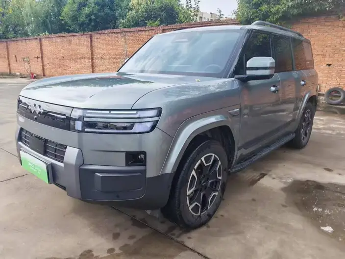 Titan 7 PHEV 2025 Model 200KM 2WD Max Edition