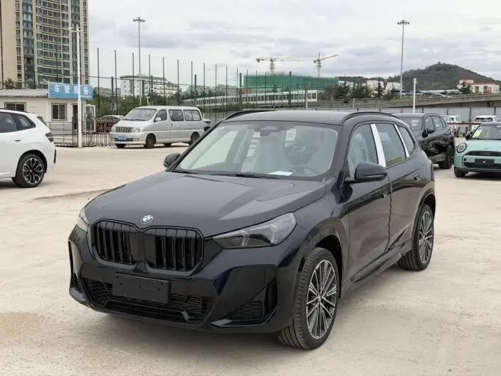 BMW X1 2026 Model xDrive25Li M Sports Night Set