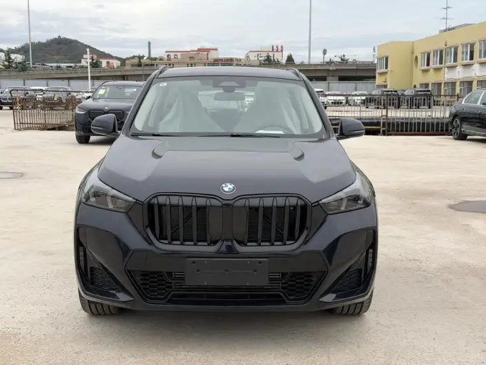 BMW X1 2026 Model xDrive25Li M Sports Night Set