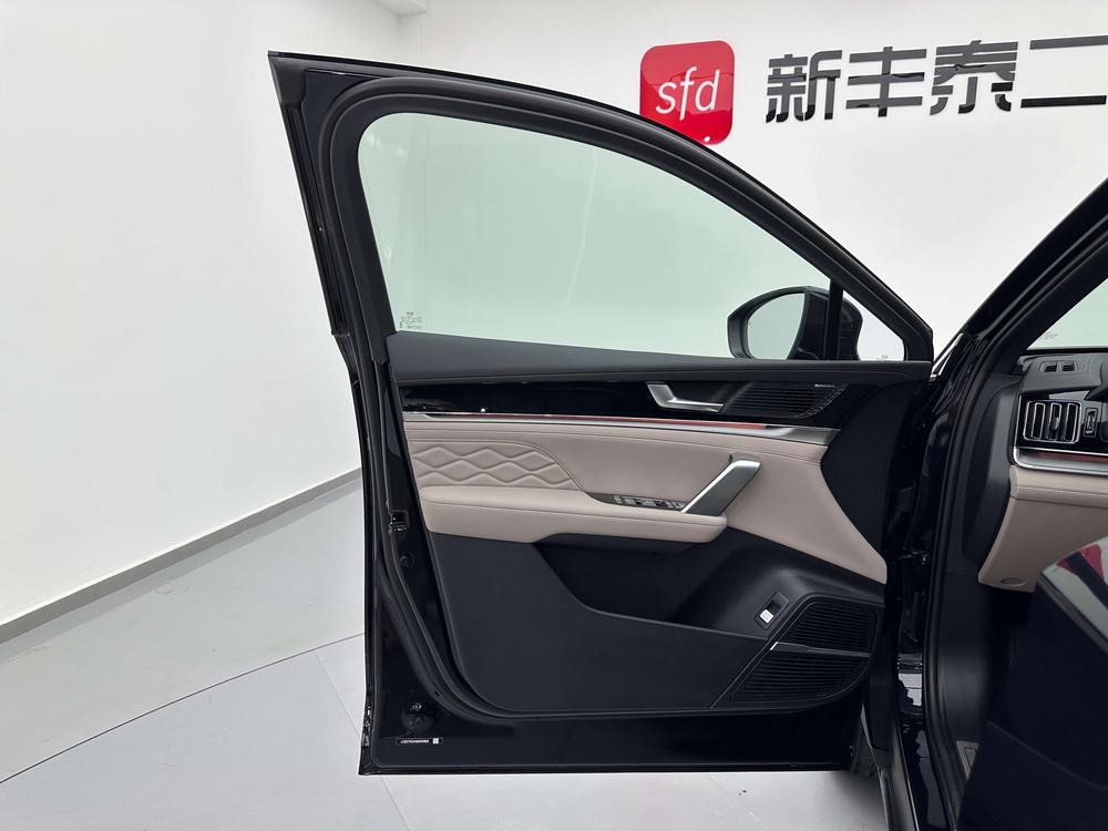 BYD Tang DM 2025 Model Intelligent Driving Edition DM-i 115km Honor Edition – фото 28