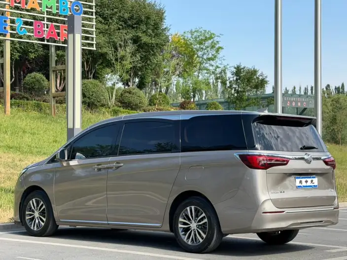 Buick GL8 2023 Model ES Luzun 2.0T Comfort Model – фото 5