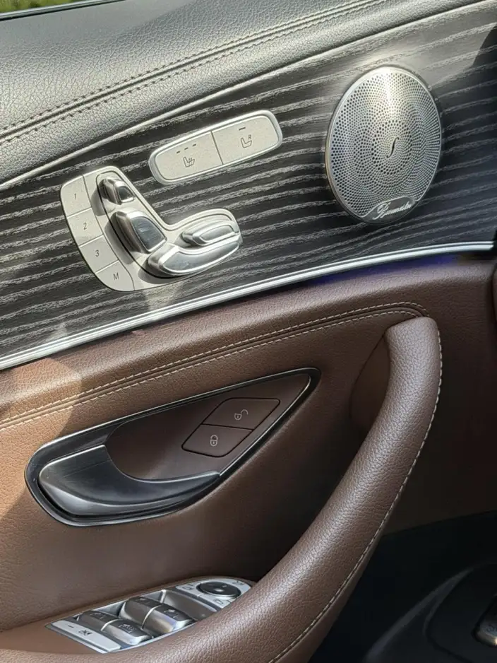 Mercedes-Benz E-Class 2023 Model E 300 L Luxury Model Sports sedan – фото 9