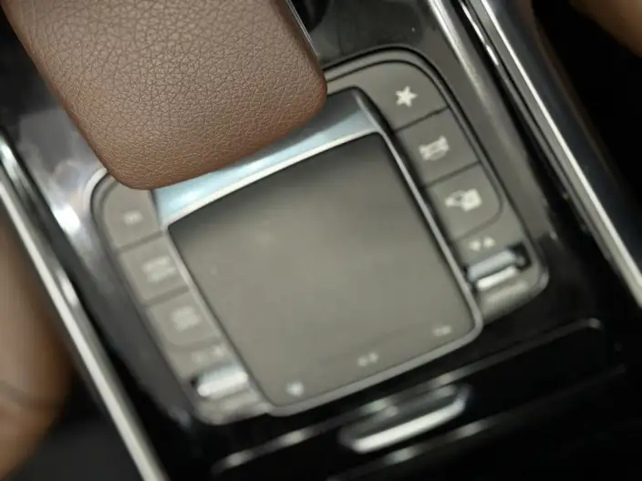 Mercedes-Benz GLB 2023 Model GLB 220 Dynamic Model – фото 7
