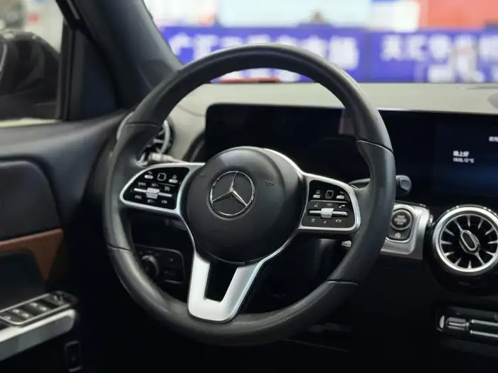 Mercedes-Benz GLB 2023 Model GLB 220 Dynamic Model – фото 9