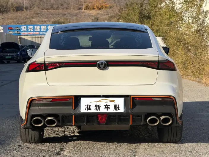 Changan UNI-V 2023 Model 1.5T Sports Edition – фото 6