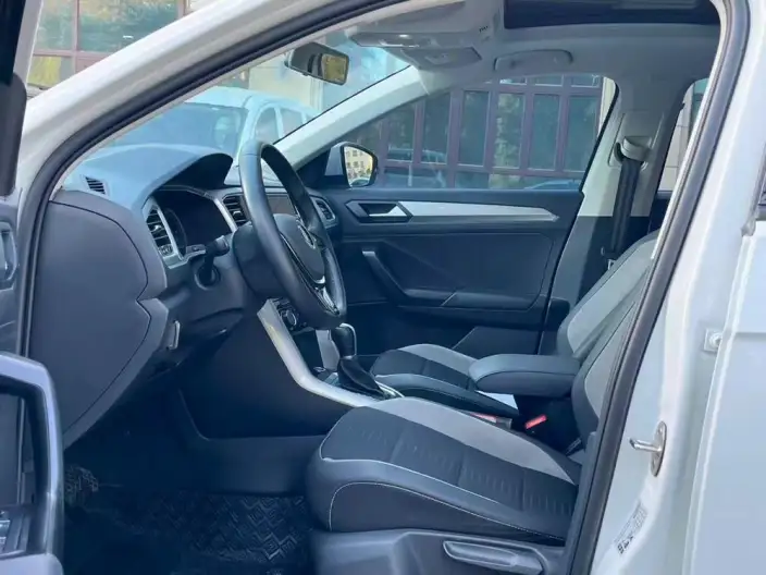 Volkswagen T-Roc 2022 Model 280TSI DSG 2WD Elite PLUS – фото 8