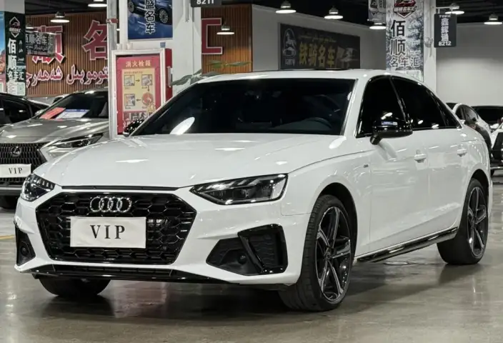 Audi A4 L 2024 Model 40 TFSI Luxury Dynamic Model