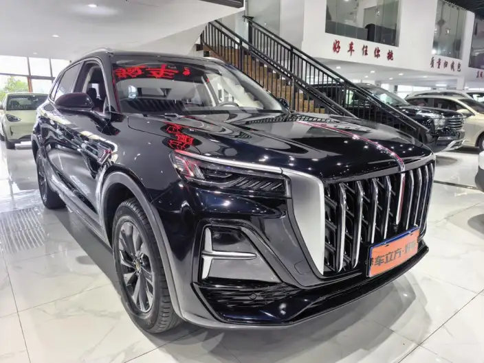 Hongqi HS5 2025 Model 2.0T Flag Xiang Pro Edition