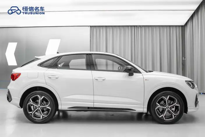 AUDI Q3 Sportback 2024 Model 40 TFSI Fashion Model – фото 7