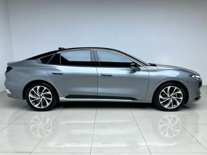 Ford Mondeo 2023 Model EcoBoost 180 Supreme Model – фото 8