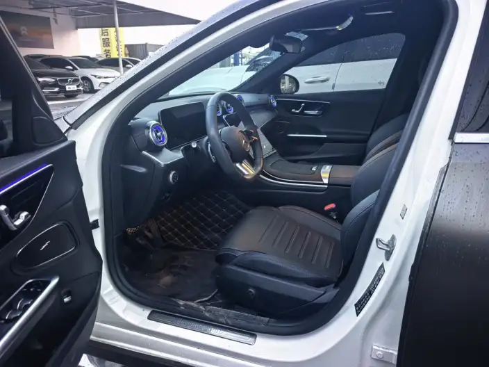 Mercedes-Benz C-Class 2025 Model Facelift C 200 L Sports Edition – фото 8
