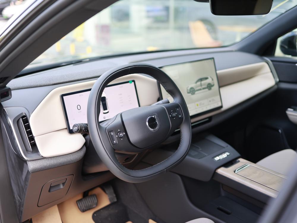 Volvo XC70 2026 модификация 4WD Ultra-long Endurance Plus – фото 11