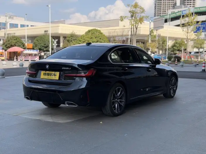 BMW 3 Series 2026 Model 325Li M Sports Set – фото 7