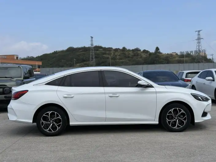 MG5 2021 Model 180DVVT CVT Youth Fashion Edition – фото 7