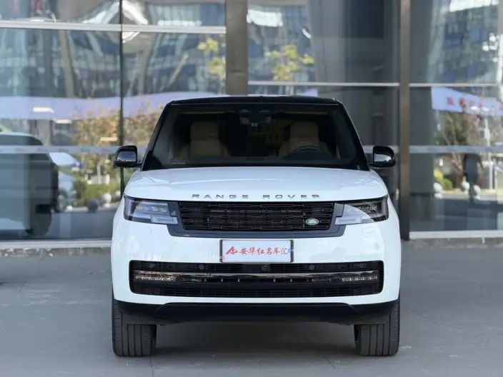 Range Rover 2025 Model 3.0 L6 400PS Shengshi Extended Edition