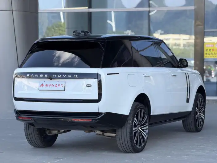 Range Rover 2025 Model 3.0 L6 400PS Shengshi Extended Edition