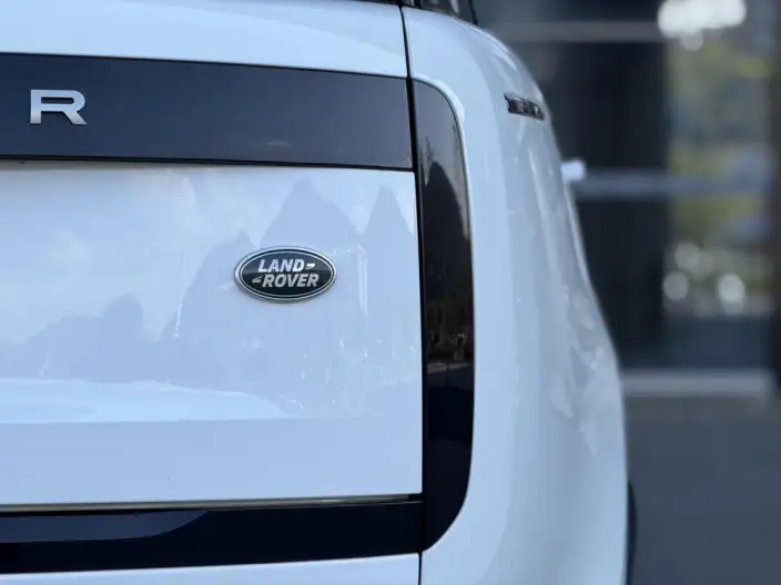 Range Rover 2025 Model 3.0 L6 400PS Shengshi Extended Edition – фото 8