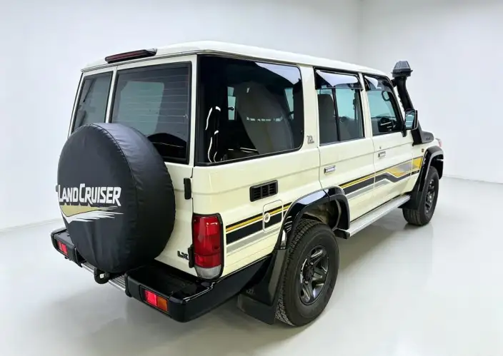 Rand Coolouse 70 2022 Model 4.0L Manual 4WD 5 seat Parallel Imported – фото 5