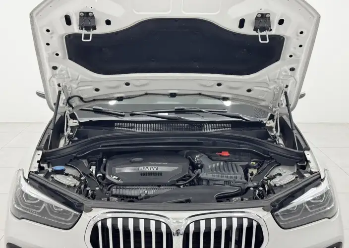 BMW X1 2022 Model sDrive25Li Leading Model – фото 10