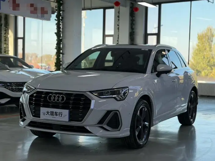 AUDI Q3 2022 Model 35 TFSI Fashion Dynamic Model