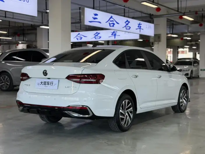 Volkswagen Lavida 2023 Model Facelift 1.5L Automatic Starry Sky Five Million Edition – фото 6
