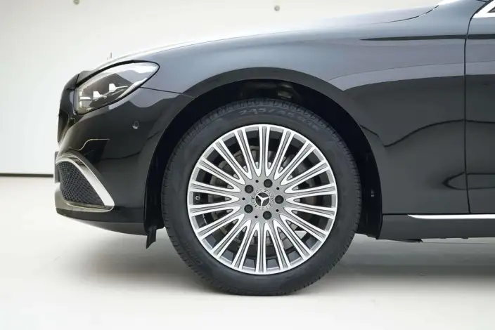 Mercedes-Benz E-Class 2023 Model Facelift E 300 L Fashion Model sedan – фото 9