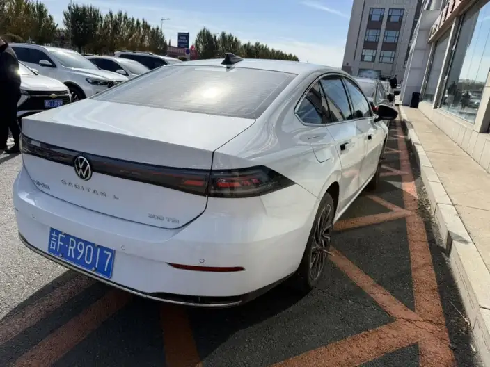 Volkswagen Sagitar 2026 Model L 300TSI DSG Luxury Model
