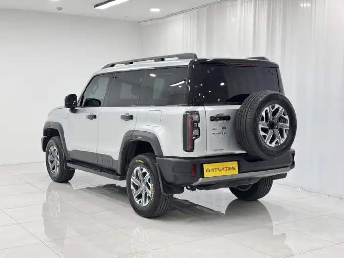 BAIC BJ40 2026 Model 2.0T Automatic Petrol Standard Edition – фото 5