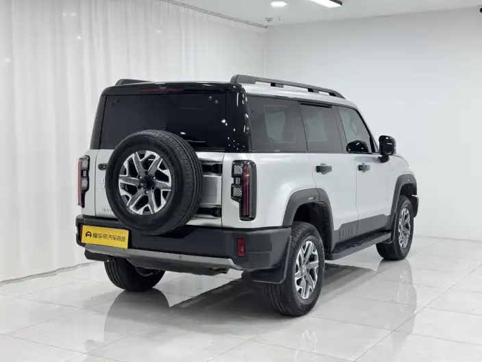 BAIC BJ40 2026 Model 2.0T Automatic Petrol Standard Edition – фото 7