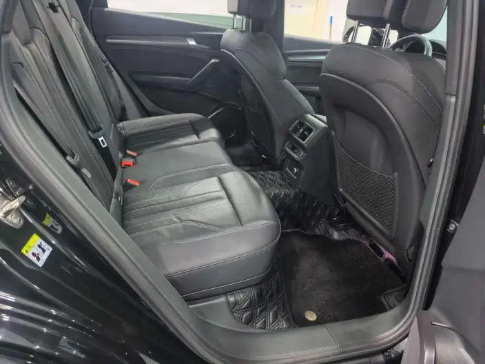 Audi Q5L 2023 Model 40T Luxury Dynamic Model – фото 7