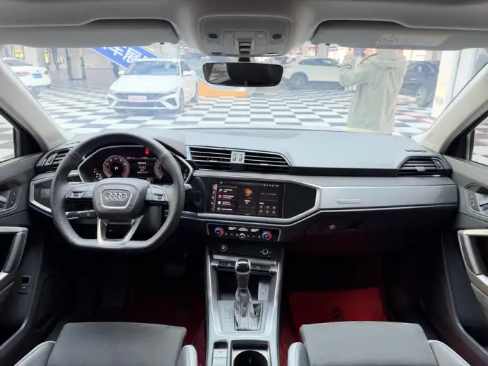 AUDI Q3 2022 Model 35 TFSI Fashion Dynamic Model – фото 10