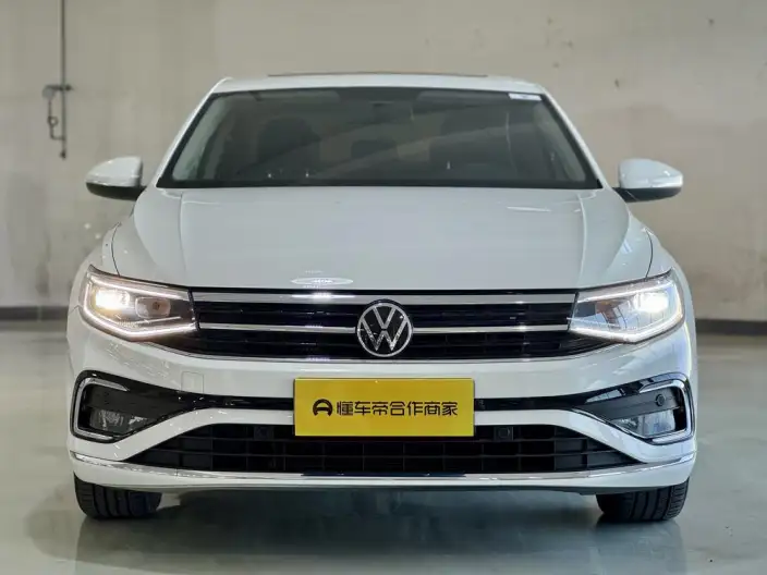 Volkswagen Bora 2023 Model 200TSI DSG Smooth Ride Edition