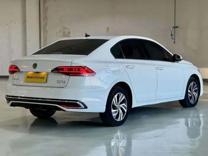Volkswagen Bora 2023 Model 200TSI DSG Smooth Ride Edition – фото 6